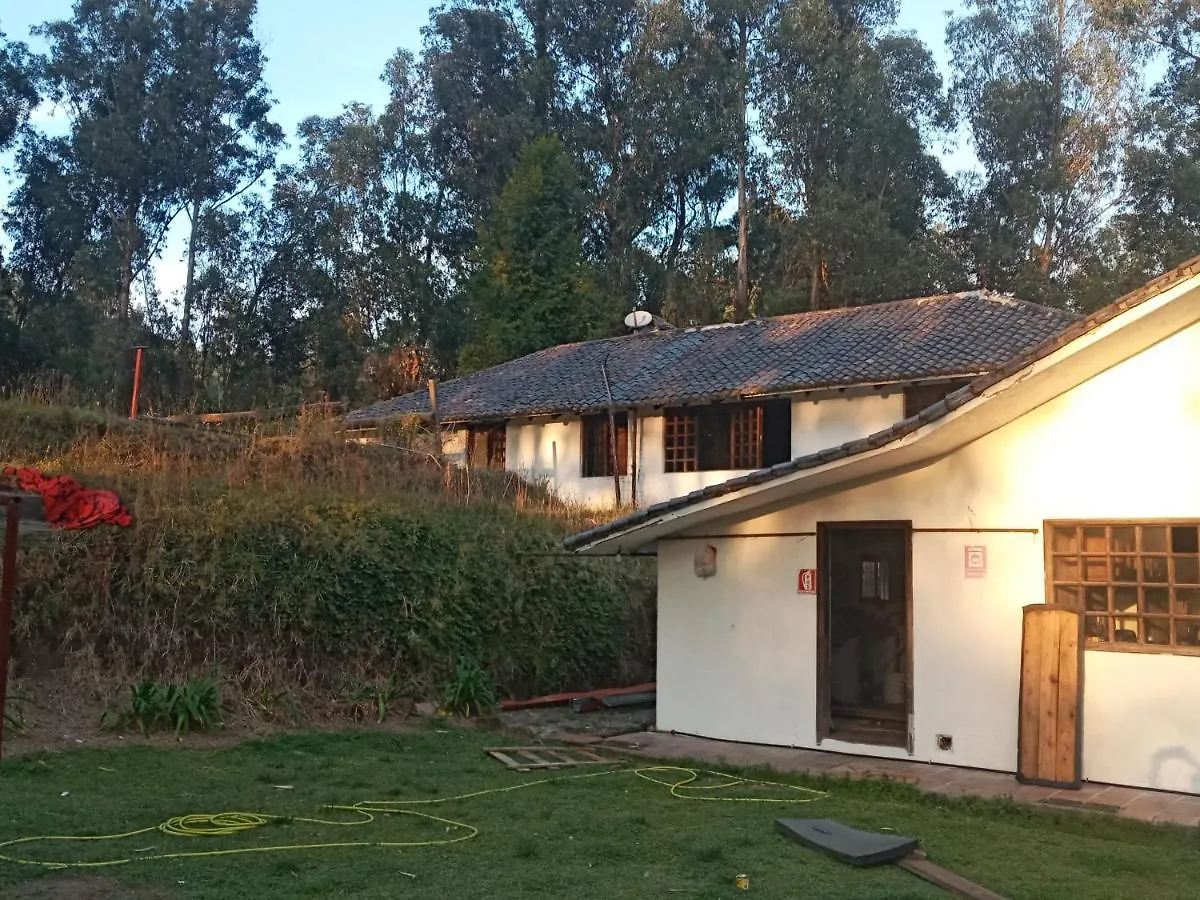 Alojamento de Turismo Selvagem Quinta Los Eucaliptos Vila Quito